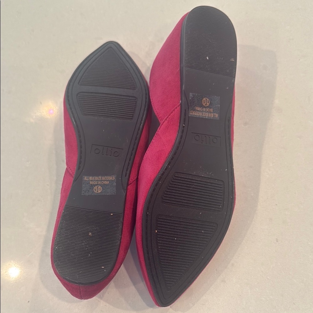 Pink Suede Flats with Pointed Toe and Minimalist Design - Picture 4 of 6
